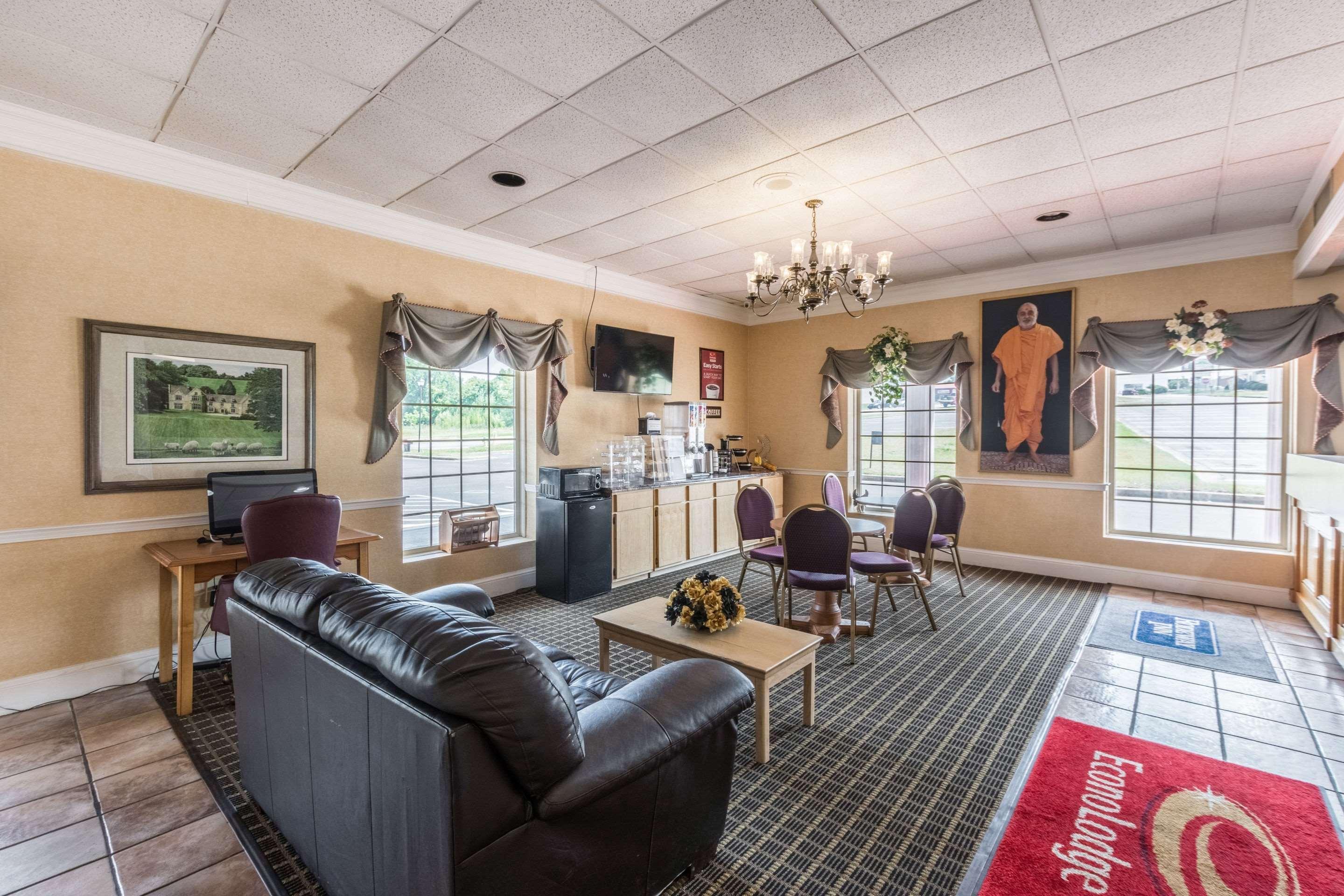 Econo Lodge Inn & Suites Orangeburg Exterior foto