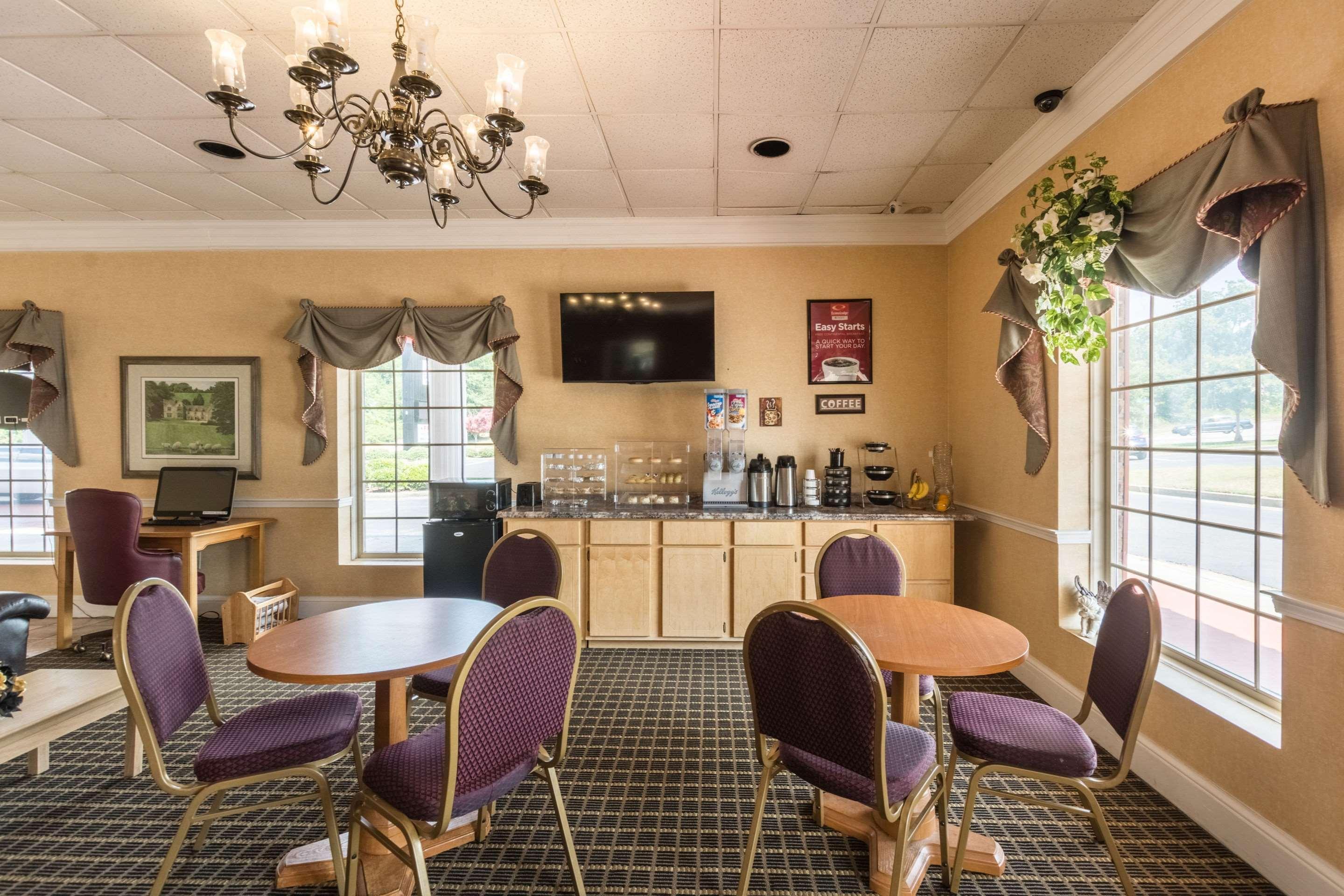 Econo Lodge Inn & Suites Orangeburg Exterior foto