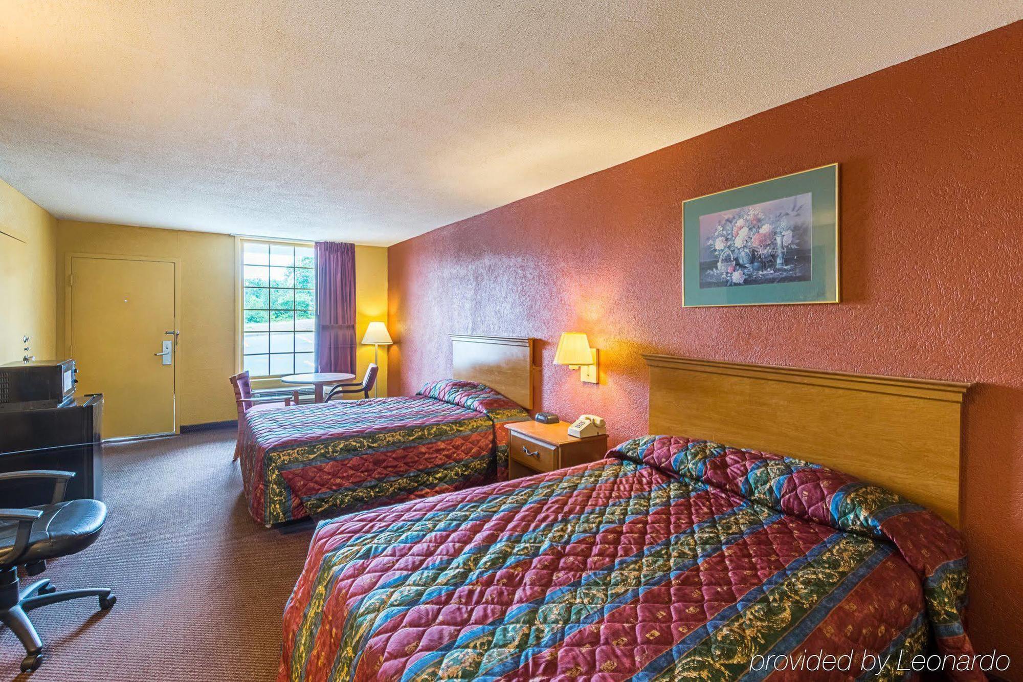 Econo Lodge Inn & Suites Orangeburg Exterior foto